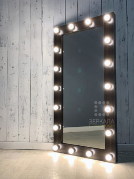 Гримерное зеркало с подсветкой лампочками в раме венге 140х80 см